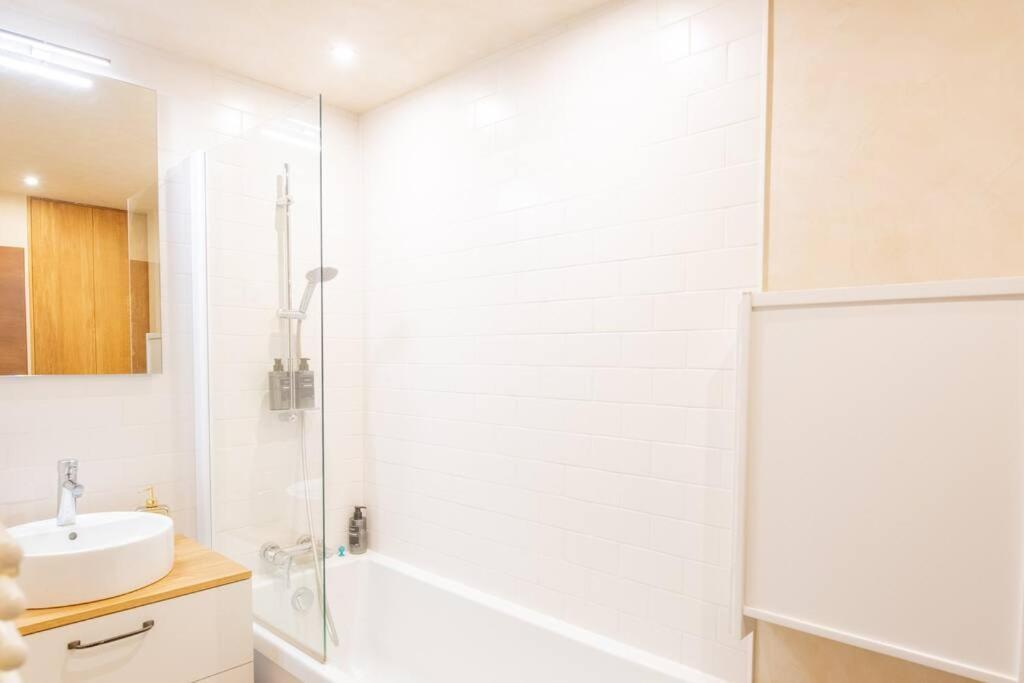 Appart With Garden - 15 Min From Eiffel Tower Булон Биянкур Екстериор снимка